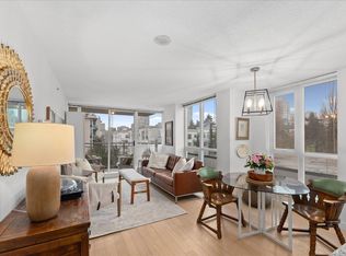 188 Esplanade E #708, North Vancouver, BC V7L 4Y1
