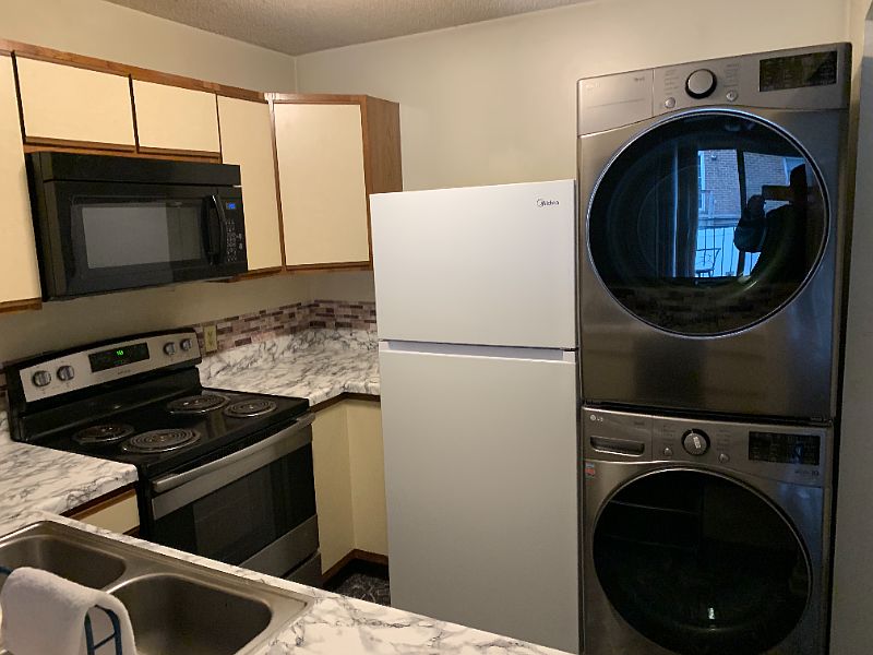 1st image of 1390 Hunters Rd APT G