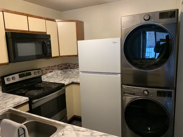 1390 Hunters Rd APT G, Harrisonburg, VA 22801