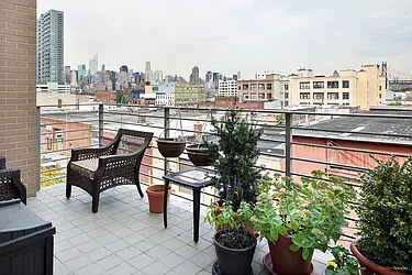 Sold by Modern Spaces