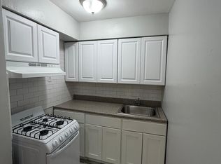 78 Grafton Ave #B10, Newark, NJ 07104