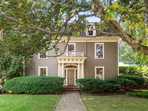 132 Homer St, Newton, MA 02459