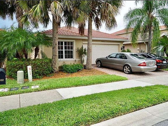 3rd image of 10402 Carolina Willow Dr