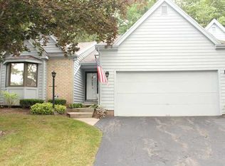 8 Colonial Cir, Fairport, NY 14450