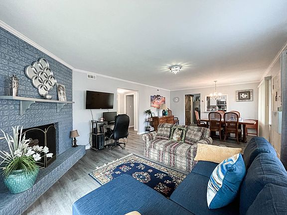 5th image of 200 Cooper St #0