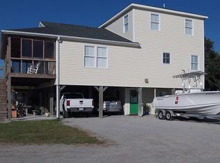 117 Salty Shore Point Dr, Newport, NC 28570