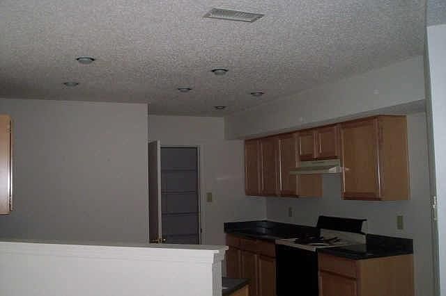 2nd image of 5125 Flame Way