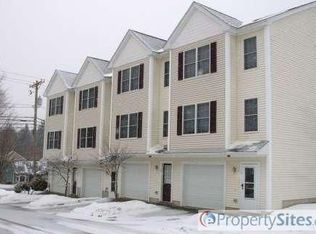 6 Magnolia Dr, Dover, NH 03820