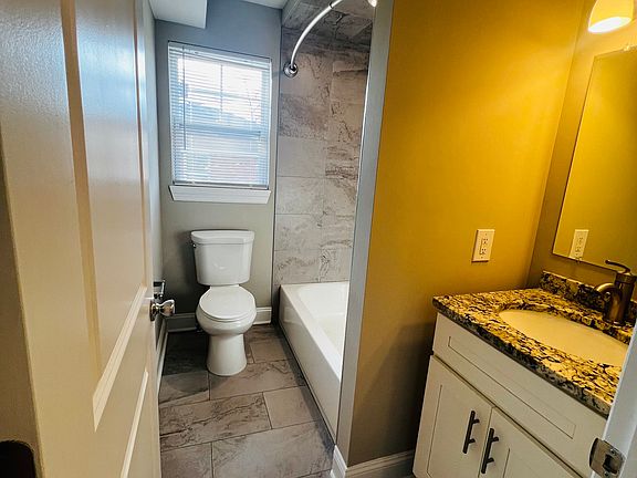 5th image of 1200 W Saint George Ave #3