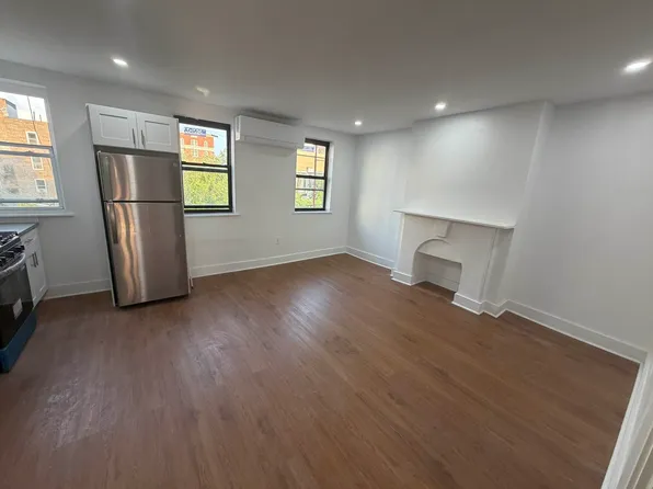 175 Utica Avenue image 1 of 10