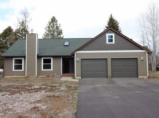 13760 SW Meadow View Dr, Camp Sherman, OR 97730