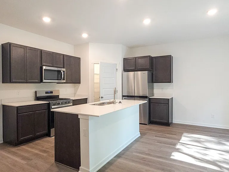 4203 Viceroy St — Photo 6