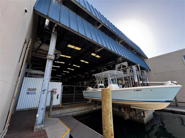 408 Gulf Of Mexico Dr #2112, Longboat Key, FL 34228