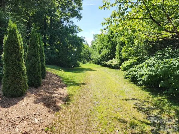 0 Chestnut Dr, Blowing Rock, NC 28605