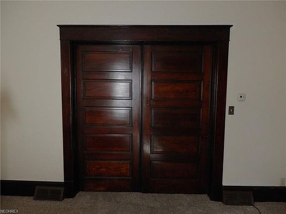 5th image of 619 N Uhrich St