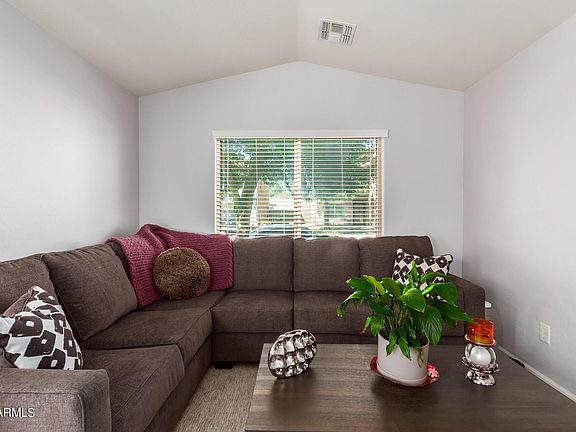 3rd image of 23615 W ATLANTA Avenue