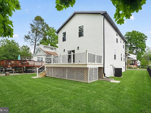 3rd image of 214 State St