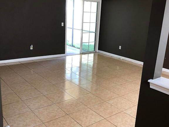 4th image of 560 James Wilson Cir