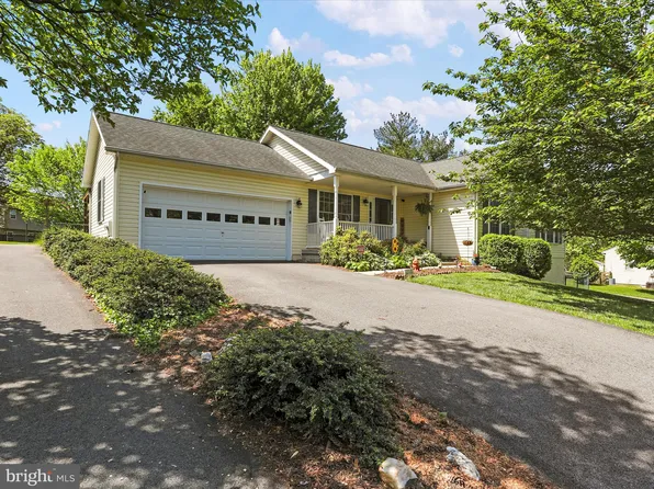 210 E K St, Brunswick, MD 21716