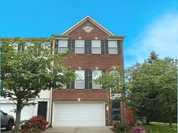 8230 Shannons Landing Way, Lorton, VA 22079