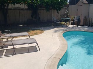 4949 Bluebell Ave, Valley Village, CA 91607