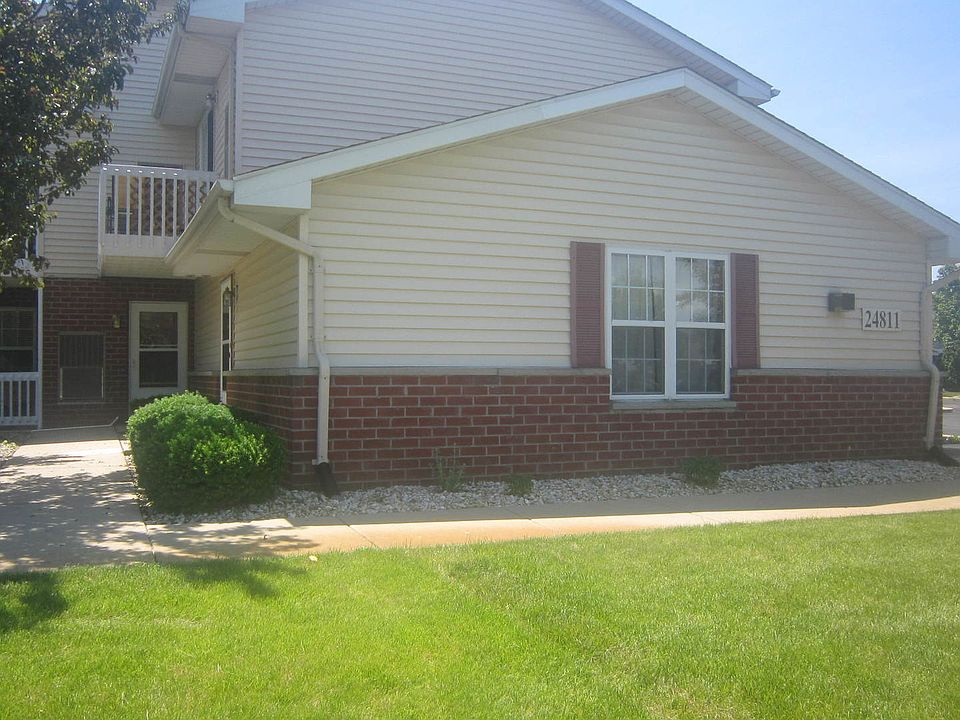 2nd image of 24811 87th St Unit 3