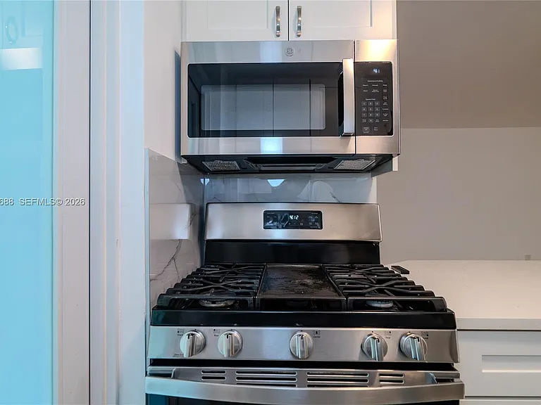 921 Jefferson Ave #3C — Photo 12