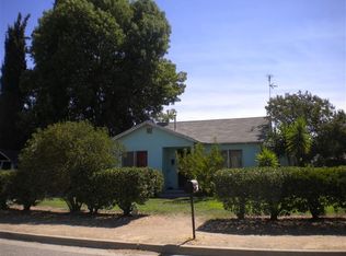 250 8th St, Orange Cove, CA 93646