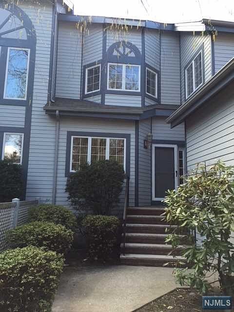 2nd image of 60 Easedale Rd