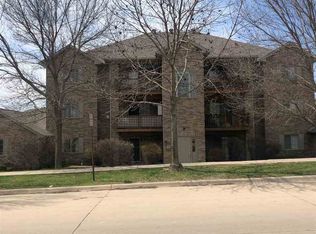 2861 Coral Ct APT 101, Coralville, IA