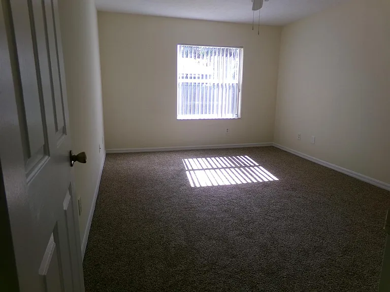 3014 SW Segovia St — Photo 9