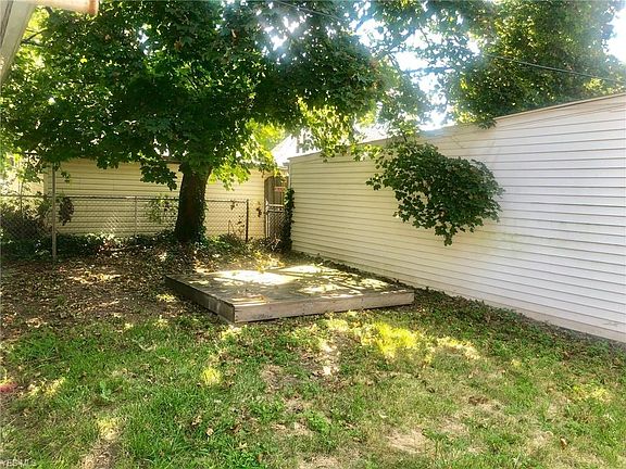 3rd image of 4915 W 13th St