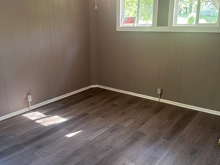 2324 Ballard Pl — Photo 9