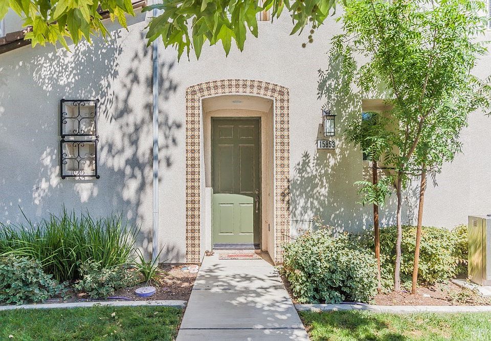 1st image of 15853 Lindbergh Ave