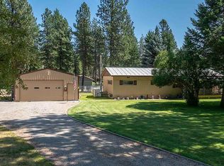27724 N Bear Lake Rd, Chattaroy, WA 99003