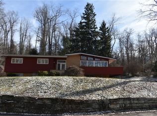 735 Sheridan Rd, Coshocton, OH 43812