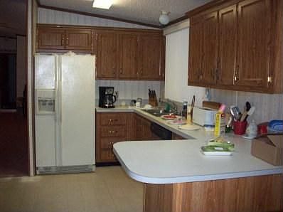 4th image of 1263 Aspen St