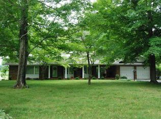 2350 Cemetery Rd, Scottsville, KY 42164