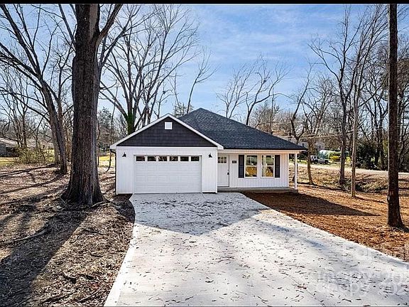 2nd image of 345 McCubbins St #1