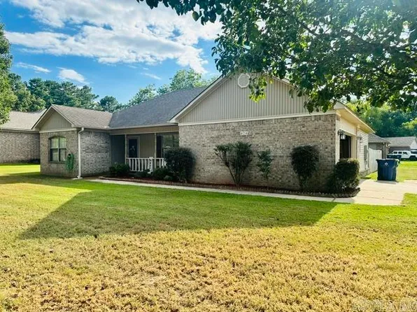 424 Nottingham Dr, Cabot, AR 72023