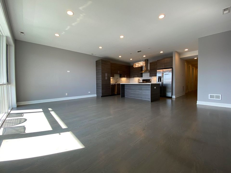 1st image of 2052 W Chicago Ave #5