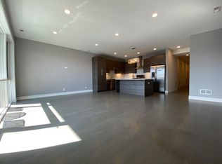 2052 W Chicago Ave #5, Chicago, IL 60622