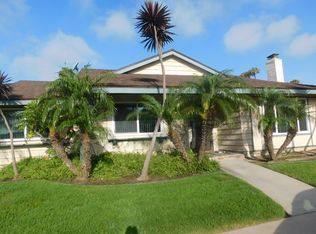 16581 Kellog Cir #1, Huntington Beach, CA 92647