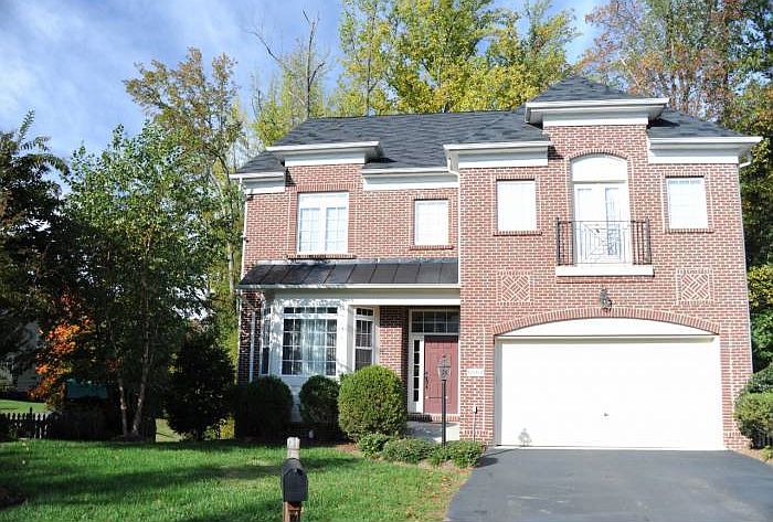 6060 Piney Wood Court