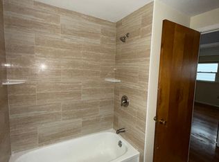 404 Buckley Rd, Liverpool, NY 13088