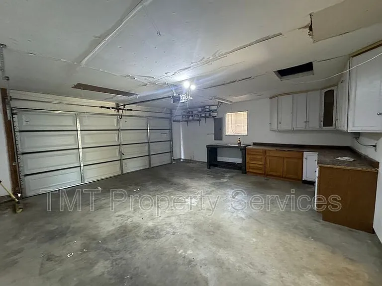 6931 Cobblestone Way — Photo 10