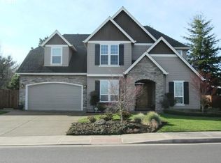 2052 Chapman Hill Dr, Salem, OR