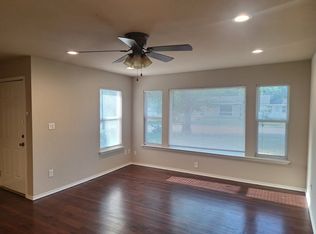 1820 Panhandle St, Denton, TX 76201