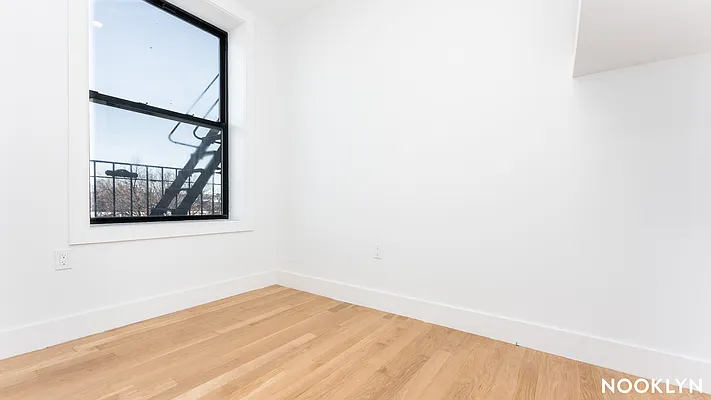 Rented by Nooklyn NYC LLC | media 8