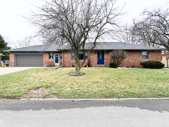 8430 Lockwood Ln, Indianapolis, IN 46217